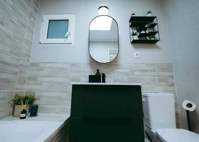 Downtown Delight Apartament